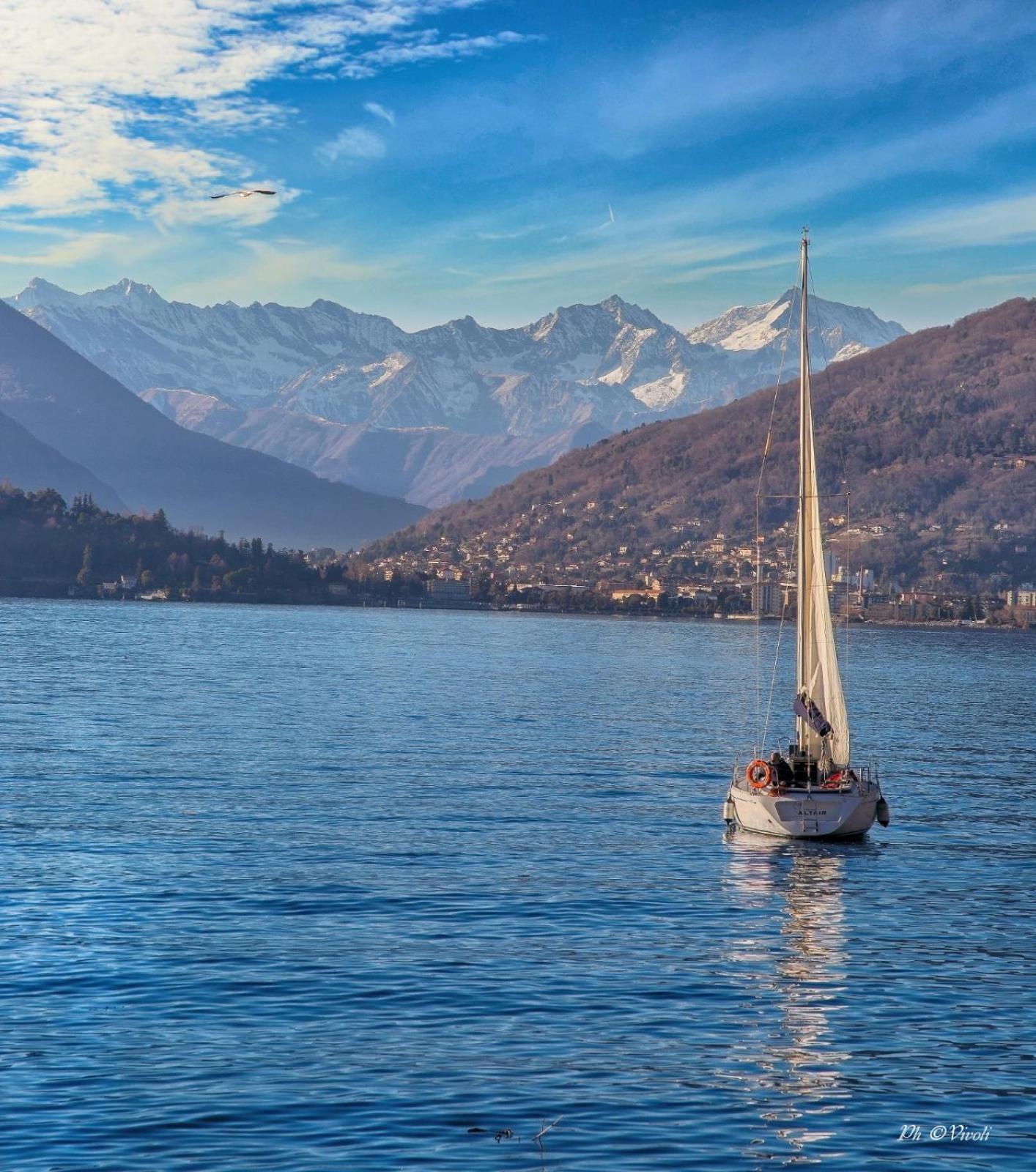 Lily Lake Maggiore 瓦雷泽 外观 照片